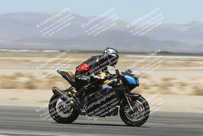 media/May-25-2025-TrackXperience (Sun) [[393a69de75]]/Level 1/Session 5 (Speed Pans)/